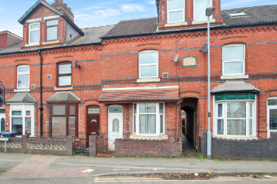 Aerial view of a terraced house in Hinckley